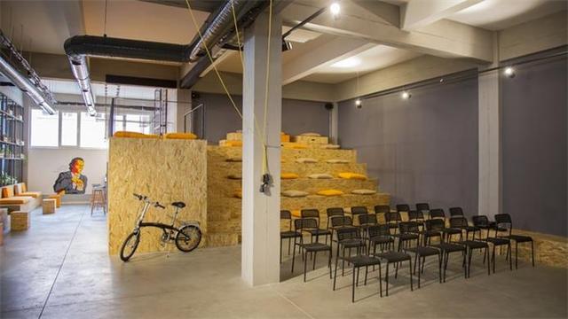 辦公空間:開放式的伊斯坦布爾聯(lián)合辦公室設(shè)計