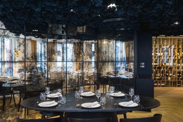 商業(yè)空間:里加老縣城現(xiàn)代風(fēng)格餐廳設(shè)計(jì)